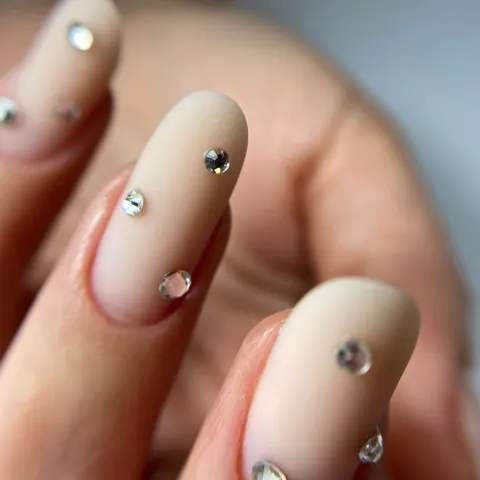 Manicure by Anca